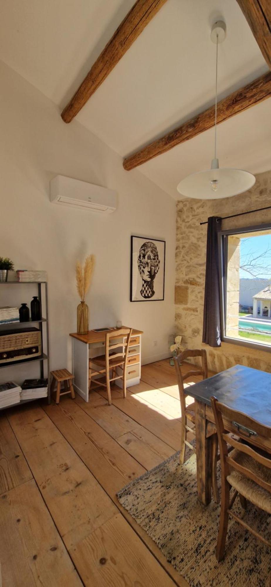 Appartement Dans Un Mas Provencal Renove Saint-Hilaire-d'Ozilhan Exterior photo