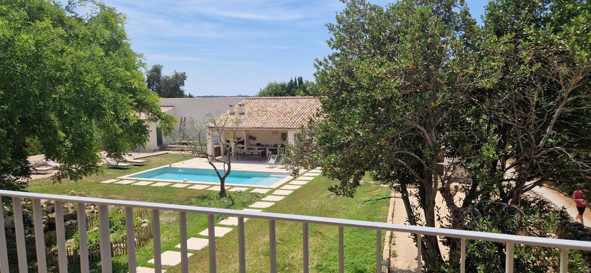 Appartement Dans Un Mas Provencal Renove Saint-Hilaire-d'Ozilhan Exterior photo